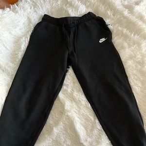 Black Nike sweatpants
